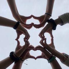 𝐁𝐄𝐒𝐓 𝐅𝐑𝐈𝐄𝐍𝐃𝐒