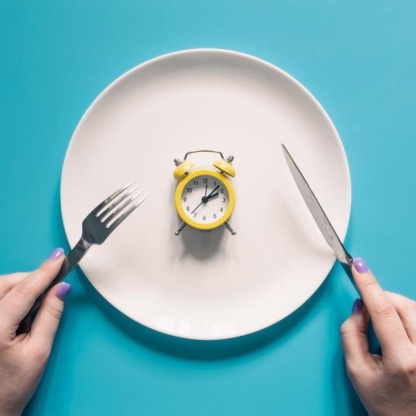 Jejum Intermitente e Reeducação Alimentar 🍴⌚🥗 🥩
